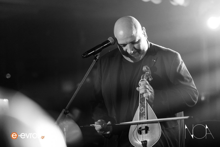 Κρήτη, Κέφι και Παράδοση: Μοναδική Βραδιά με τον Νίκο Ζωιδάκη στο ΝΟΑ της Αλεξανδρούπολης Κρήτη, Κέφι και Παράδοση: Μοναδική Βραδιά με τον Νίκο Ζωιδάκη στο ΝΟΑ της Αλεξανδρούπολης