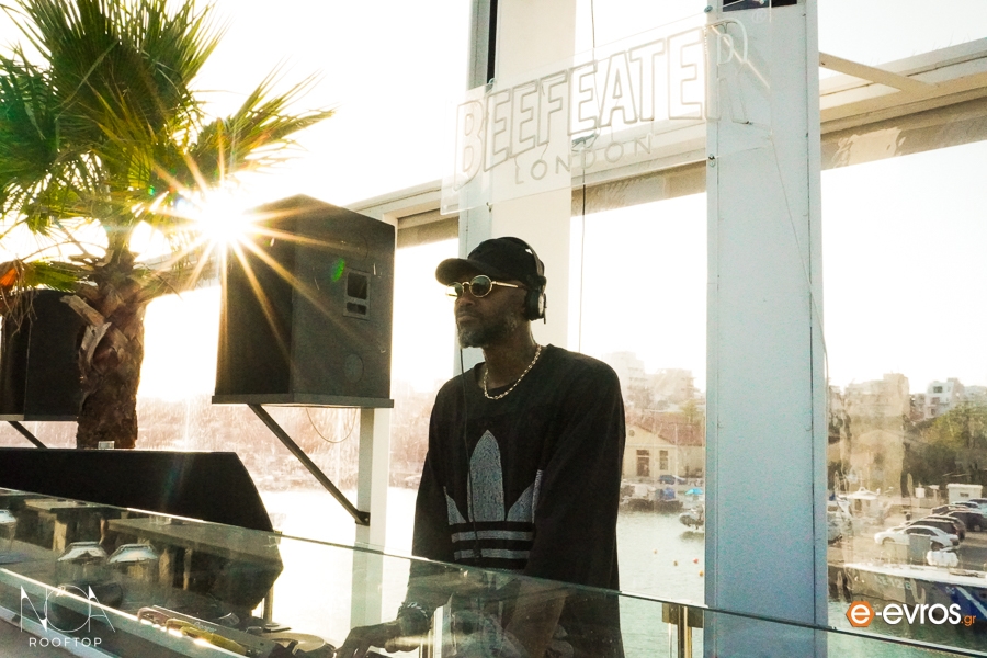 Το NOA Rooftop υποδέχθηκε τον μοναδικό Djibril Cissé! Το NOA Rooftop υποδέχθηκε τον μοναδικό Djibril Cissé!